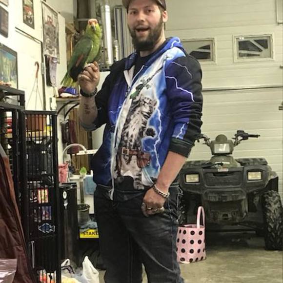 Meet your Posher, Hunter - Picture 1 of 1